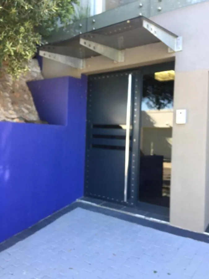 Gordon'S Shore Luxury Apartments - Solar Powered Gordons Bay