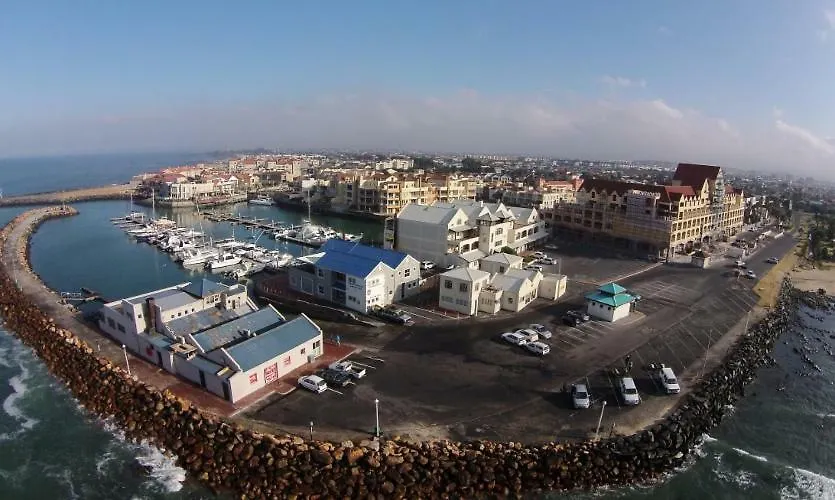 Gordon'S Shore Luxury Apartments - Solar Powered Gordons Bay