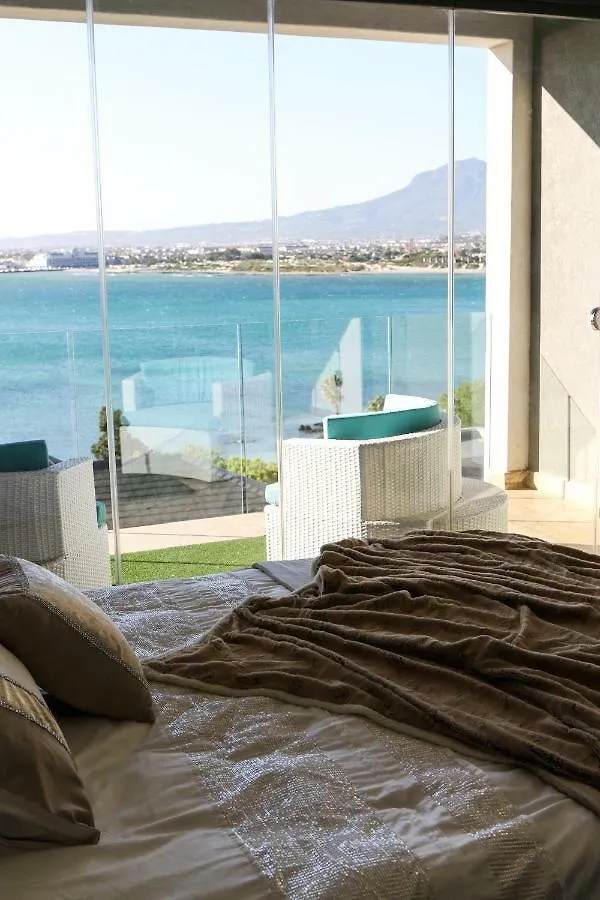 Gordon'S Shore Luxury Apartments - Solar Powered Gordons Bay