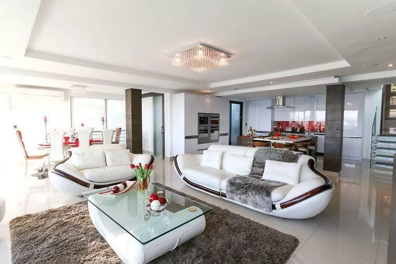 Gordon'S Shore Luxury Apartments - Solar Powered Gordons Bay 0*,  South Africa
